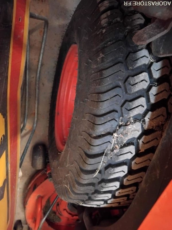 Tondeuse autoportée diesel Kubota G23 II - Χλοοκοπτικό: φωτογραφία 5 Tondeuse autoportée diesel Kubota G23 II - Χλοοκοπτικό: φωτογραφία 5