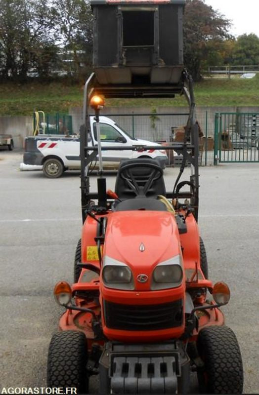 Tondeuse autoportée diesel Kubota G23 II - Χλοοκοπτικό: φωτογραφία 1 Tondeuse autoportée diesel Kubota G23 II - Χλοοκοπτικό: φωτογραφία 1