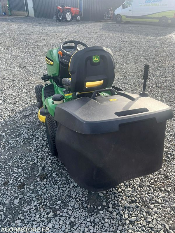 Tracteur tondeuse John deere x305r - Χλοοκοπτικό: φωτογραφία 4 Tracteur tondeuse John deere x305r - Χλοοκοπτικό: φωτογραφία 4