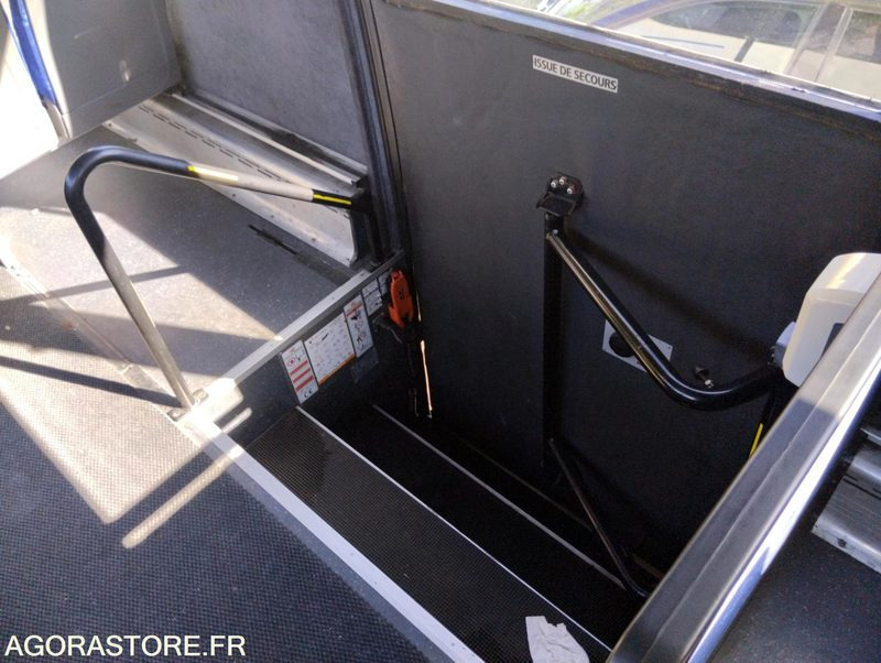 VDL BOVA FUTURA FLD10 N°126049 - Μικρό λεωφορείο, Επιβατικό βαν: φωτογραφία 4 VDL BOVA FUTURA FLD10 N°126049 - Μικρό λεωφορείο, Επιβατικό βαν: φωτογραφία 4