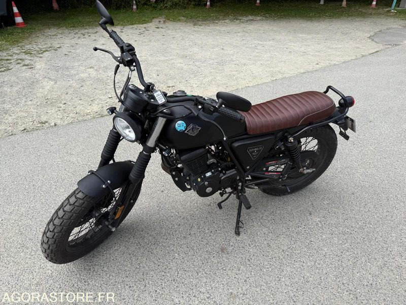 VÉHICULE RÉCUPÉRABLE A QUIBERON - 1 Moto 125cc Scrambler AM64 - Archive - Μοτοσικλέτα: φωτογραφία 1 VÉHICULE RÉCUPÉRABLE A QUIBERON - 1 Moto 125cc Scrambler AM64 - Archive - Μοτοσικλέτα: φωτογραφία 1