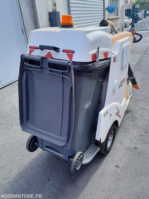 VORAX 340 (aspiratrice) - Επαγγελματική ηλεκτρική σκούπα: φωτογραφία 3 VORAX 340 (aspiratrice) - Επαγγελματική ηλεκτρική σκούπα: φωτογραφία 3
