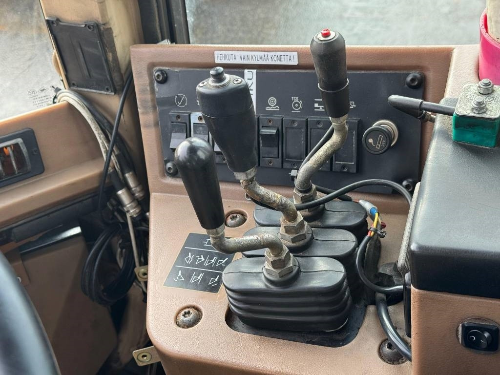 CAT 938 F II - Ελαστιχοφόρος φορτωτής: φωτογραφία 4 CAT 938 F II - Ελαστιχοφόρος φορτωτής: φωτογραφία 4