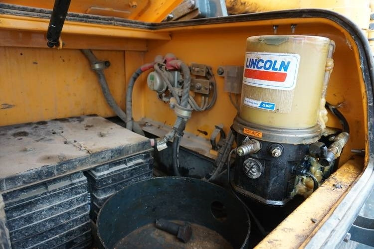 Ερπυστριοφόρος εκσκαφέας Hyundai R260LC-9A: φωτογραφία 19