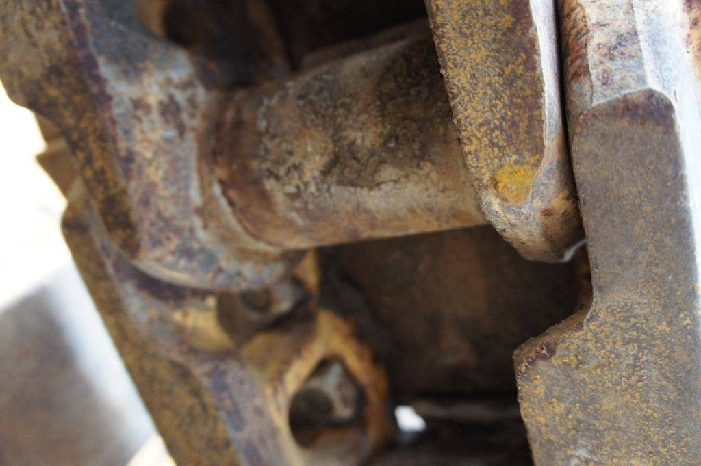 Komatsu D 155 A-1 - Μπουλντόζα: φωτογραφία 5 Komatsu D 155 A-1 - Μπουλντόζα: φωτογραφία 5