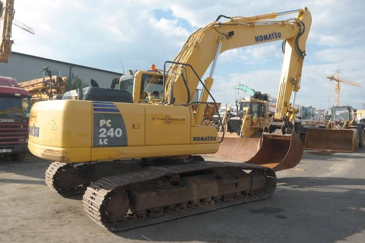 Komatsu PC 240-8 - Ερπυστριοφόρος εκσκαφέας: φωτογραφία 1 Komatsu PC 240-8 - Ερπυστριοφόρος εκσκαφέας: φωτογραφία 1
