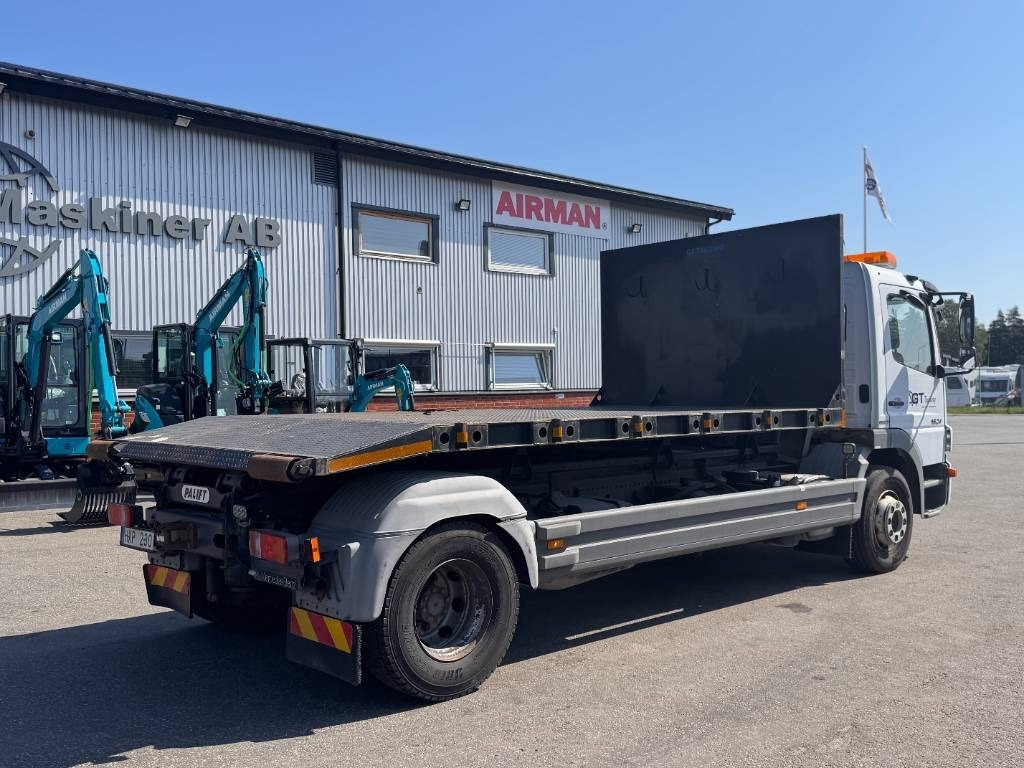 Mercedes-Benz Atego 1524 L 4X2 Växlare Pallift - Φορτηγό κόφα: φωτογραφία 3 Mercedes-Benz Atego 1524 L 4X2 Växlare Pallift - Φορτηγό κόφα: φωτογραφία 3
