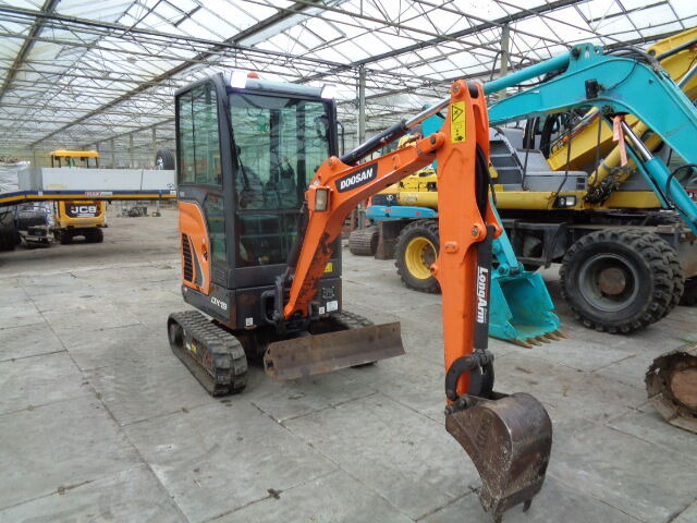 Doosan DX19 - Μίνι εκσκαφέας: φωτογραφία 3 Doosan DX19 - Μίνι εκσκαφέας: φωτογραφία 3
