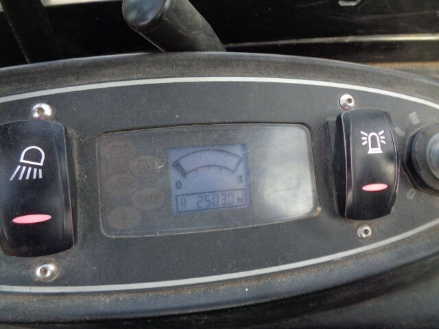 Μίνι εκσκαφέας JCB 8018: φωτογραφία 21 Μίνι εκσκαφέας JCB 8018: φωτογραφία 21