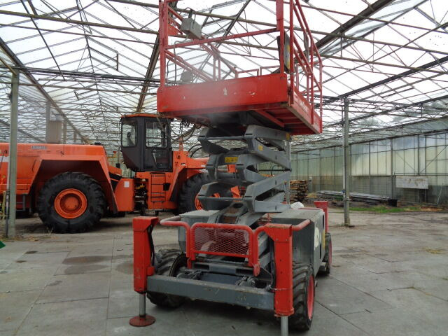 Ψαλιδωτό ανυψωτικό Skyjack SJ 6832 RT: φωτογραφία 7 Ψαλιδωτό ανυψωτικό Skyjack SJ 6832 RT: φωτογραφία 7