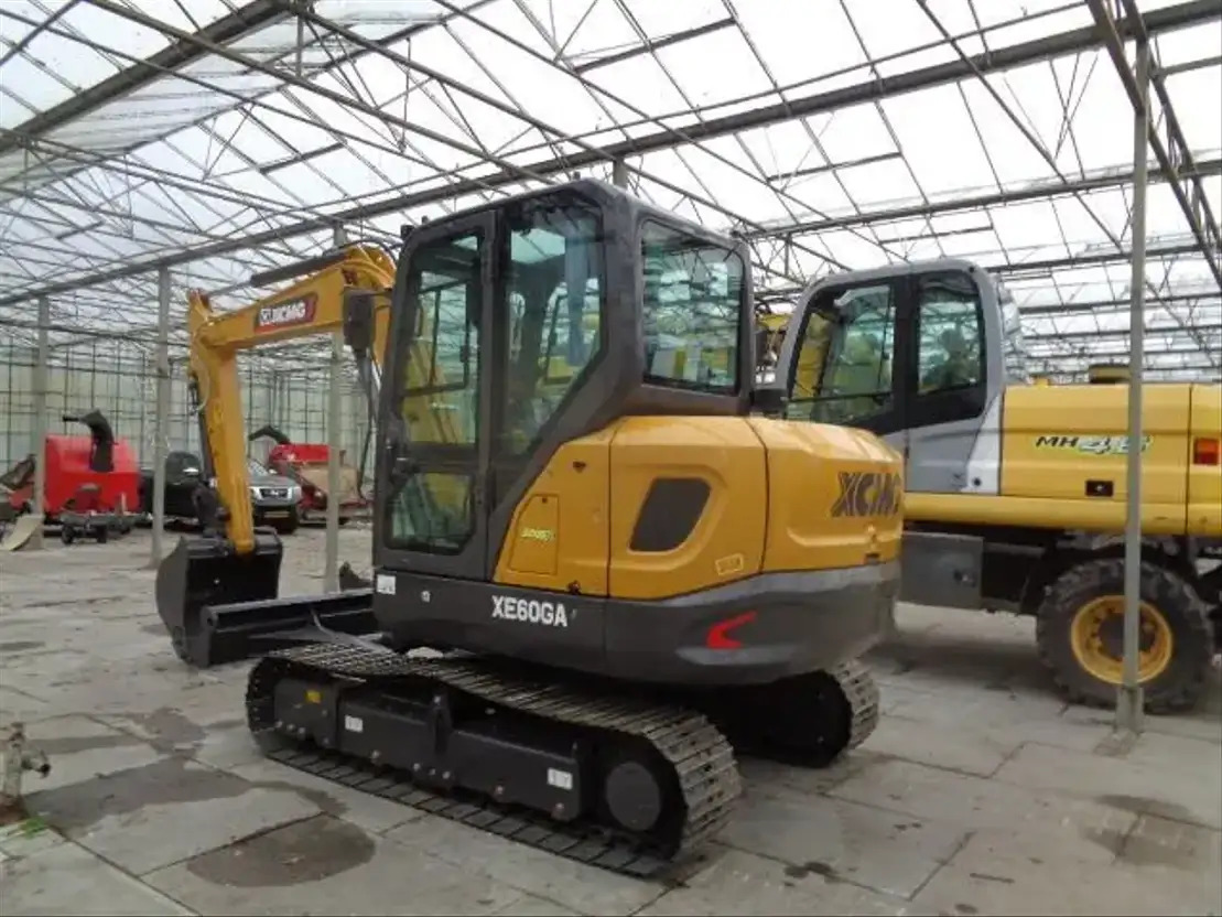 XCMG XE60GA - Ερπυστριοφόρος εκσκαφέας: φωτογραφία 1 XCMG XE60GA - Ερπυστριοφόρος εκσκαφέας: φωτογραφία 1