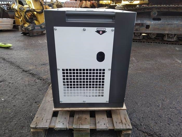 Ashita DG 12000 SE3 - Βιομηχανική γεννήτρια: φωτογραφία 2 Ashita DG 12000 SE3 - Βιομηχανική γεννήτρια: φωτογραφία 2