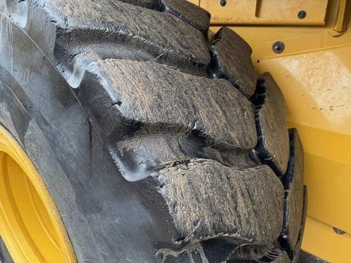 CAT 966M - Ελαστιχοφόρος φορτωτής: φωτογραφία 5 CAT 966M - Ελαστιχοφόρος φορτωτής: φωτογραφία 5