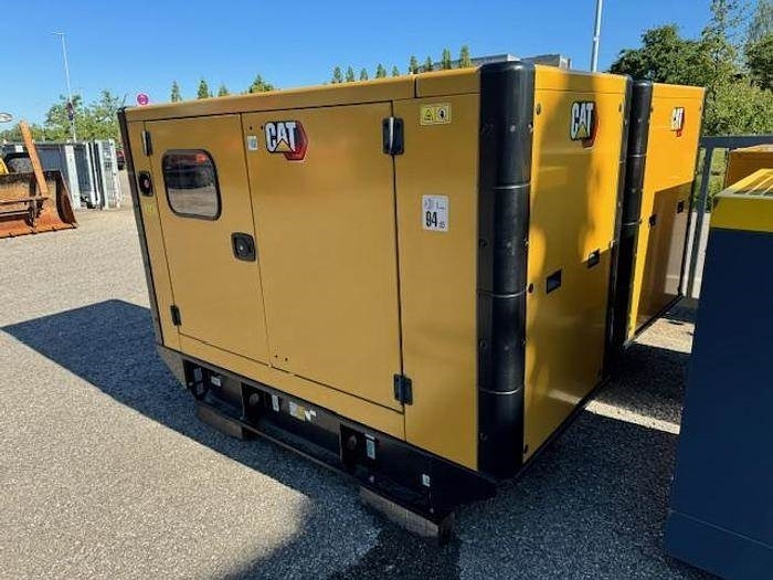 CAT DE33 - Βιομηχανική γεννήτρια: φωτογραφία 2 CAT DE33 - Βιομηχανική γεννήτρια: φωτογραφία 2