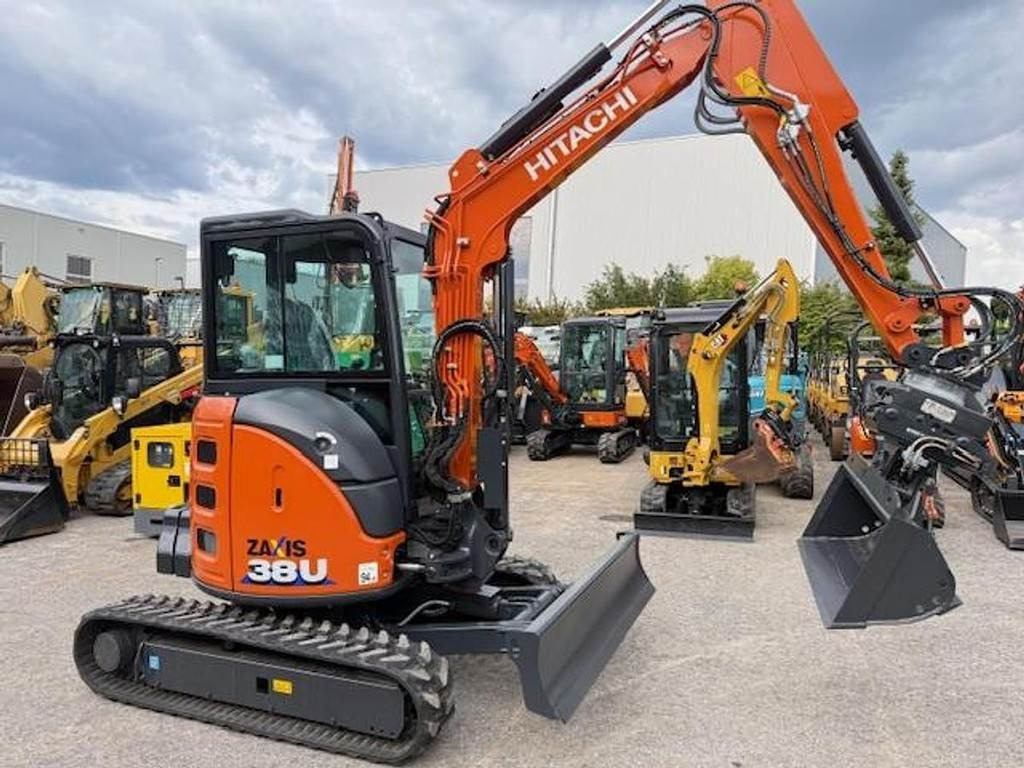 Hitachi ZX 38 U-6 MTC (P-Line) - Μίνι εκσκαφέας: φωτογραφία 2 Hitachi ZX 38 U-6 MTC (P-Line) - Μίνι εκσκαφέας: φωτογραφία 2