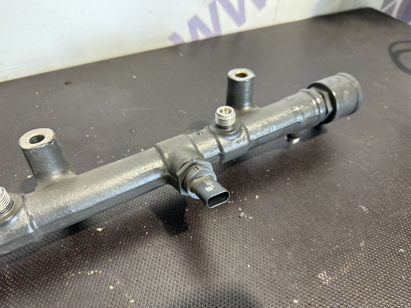 DAF fuel rail - Σύστημα καυσίμου για Φορτηγό: φωτογραφία 3 DAF fuel rail - Σύστημα καυσίμου για Φορτηγό: φωτογραφία 3