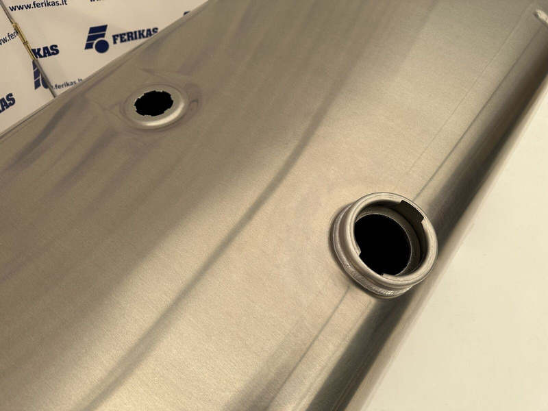 MAN New aluminum fuel tank 600L - Ρεζερβουάρ καυσίμου για Φορτηγό: φωτογραφία 4 MAN New aluminum fuel tank 600L - Ρεζερβουάρ καυσίμου για Φορτηγό: φωτογραφία 4