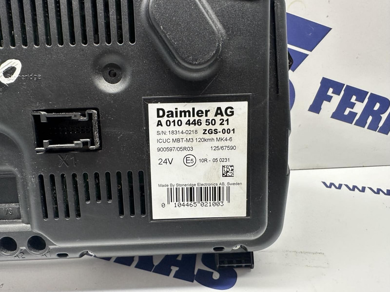 Mercedes-Benz Actros MP4 - Ταμπλό αυτοκινήτου για Φορτηγό: φωτογραφία 3 Mercedes-Benz Actros MP4 - Ταμπλό αυτοκινήτου για Φορτηγό: φωτογραφία 3