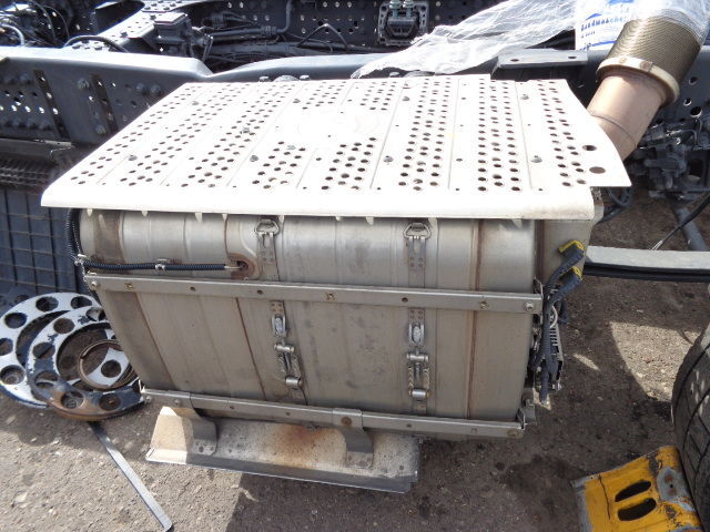 Mercedes-Benz MP4 EURO 6 exhaust gas catalyst - Καταλυτικός μετατροπέας για Φορτηγό: φωτογραφία 5 Mercedes-Benz MP4 EURO 6 exhaust gas catalyst - Καταλυτικός μετατροπέας για Φορτηγό: φωτογραφία 5