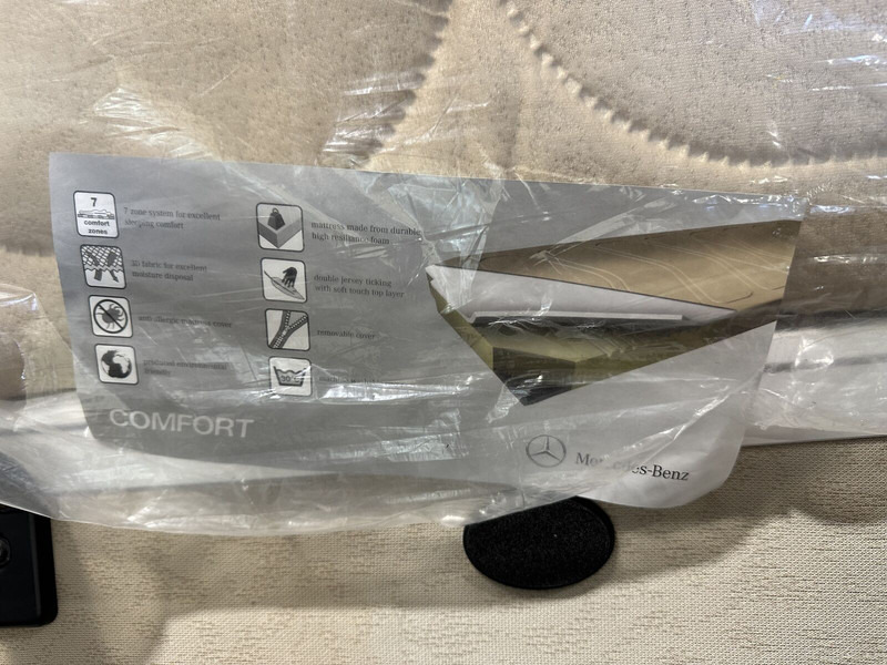 Mercedes-Benz passenger seat with lower bunk and table - Kάθισμα για Φορτηγό: φωτογραφία 5 Mercedes-Benz passenger seat with lower bunk and table - Kάθισμα για Φορτηγό: φωτογραφία 5