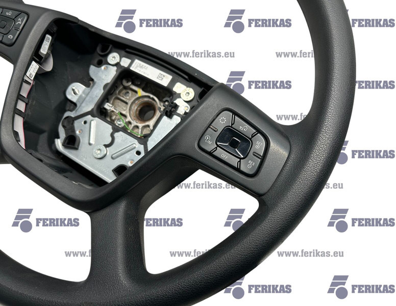 Mercedes-Benz steering wheel - Τιμόνι για Φορτηγό: φωτογραφία 3 Mercedes-Benz steering wheel - Τιμόνι για Φορτηγό: φωτογραφία 3