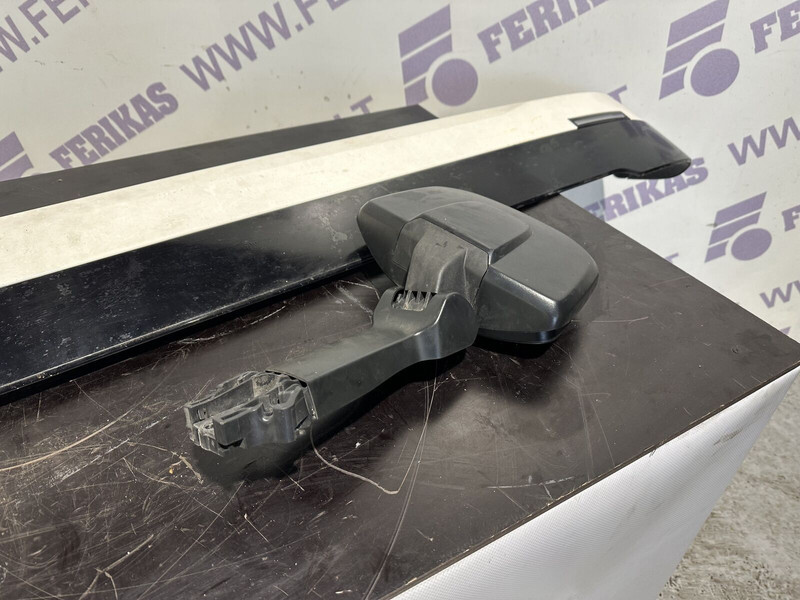 Scania - Αλεξήλιο για Φορτηγό: φωτογραφία 3 Scania - Αλεξήλιο για Φορτηγό: φωτογραφία 3