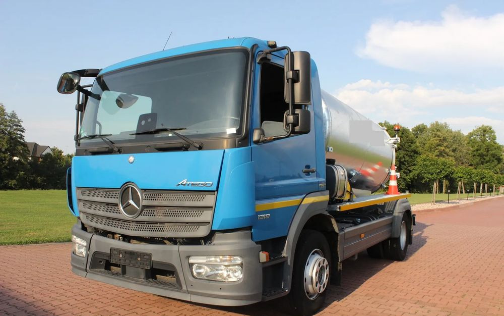 Mercedes-Benz ATEGO 13 18 EURO 6 BLUETEC 6 BECZKAASENIZACYJNA 7 200 LITRÓW - Φορτηγό βυτιοφόρο: φωτογραφία 1 Mercedes-Benz ATEGO 13 18 EURO 6 BLUETEC 6 BECZKAASENIZACYJNA 7 200 LITRÓW - Φορτηγό βυτιοφόρο: φωτογραφία 1