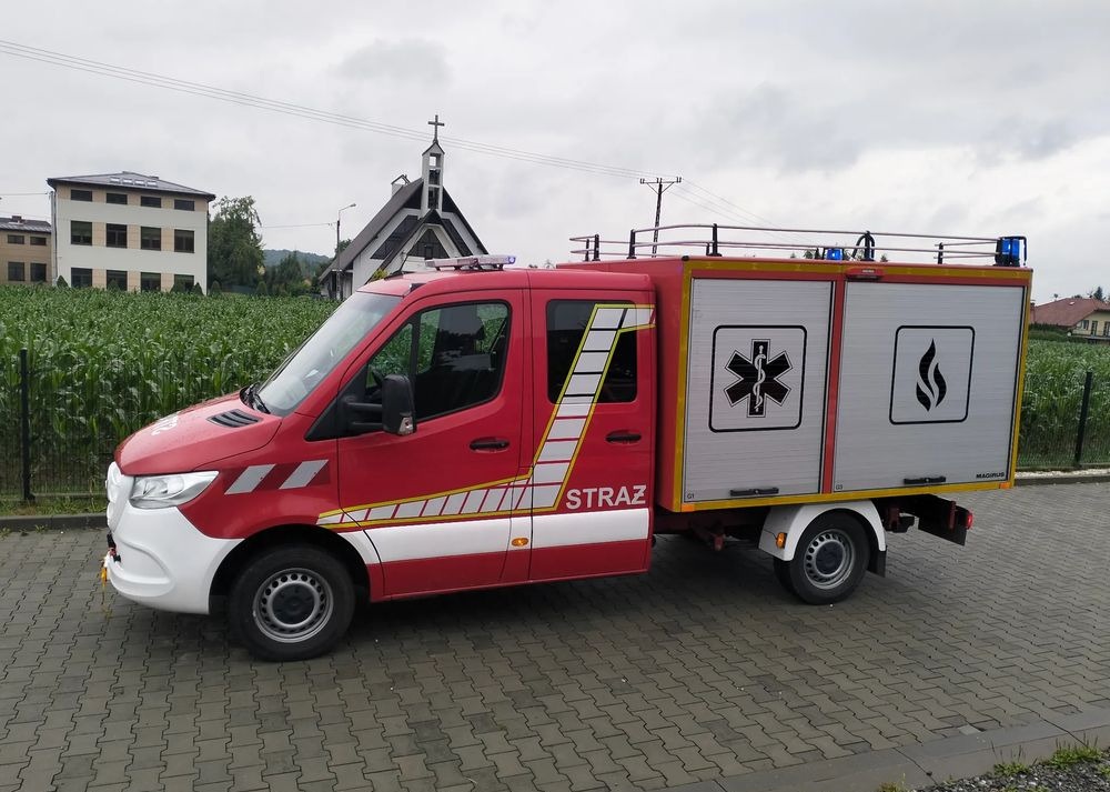 Mercedes-Benz Sprinter 907 straż strażacki pożarniczy Hasici Pompier - Πυροσβεστικό όχημα: φωτογραφία 3 Mercedes-Benz Sprinter 907 straż strażacki pożarniczy Hasici Pompier - Πυροσβεστικό όχημα: φωτογραφία 3