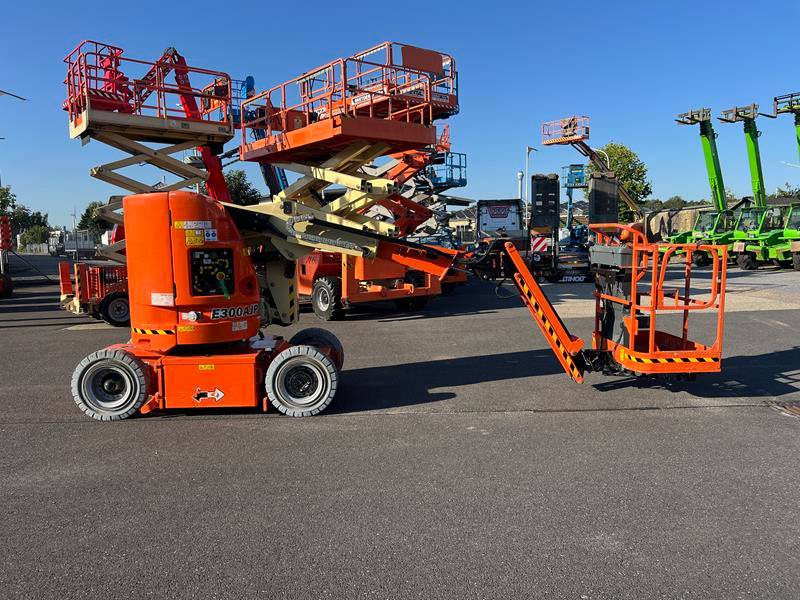 JLG E300 AJP elektro 11m (1791) - Καλαθοφόρο ανυψωτικό: φωτογραφία 1 JLG E300 AJP elektro 11m (1791) - Καλαθοφόρο ανυψωτικό: φωτογραφία 1