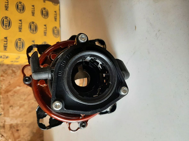 Hella - Προβολέας: φωτογραφία 2 Hella - Προβολέας: φωτογραφία 2