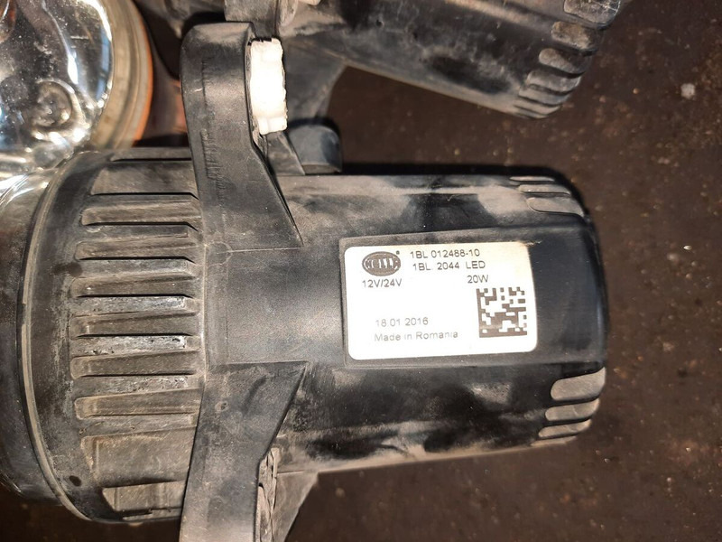 MAN . Скания . Вольво. Неоплан. - Προβολέας: φωτογραφία 3 MAN . Скания . Вольво. Неоплан. - Προβολέας: φωτογραφία 3