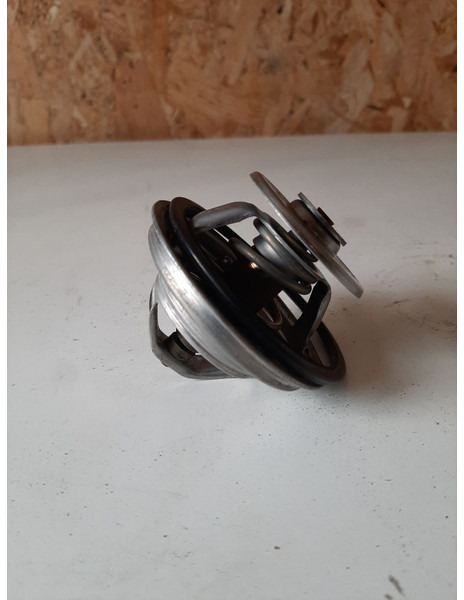 MAN - Σύστημα ψύξης: φωτογραφία 1 MAN - Σύστημα ψύξης: φωτογραφία 1