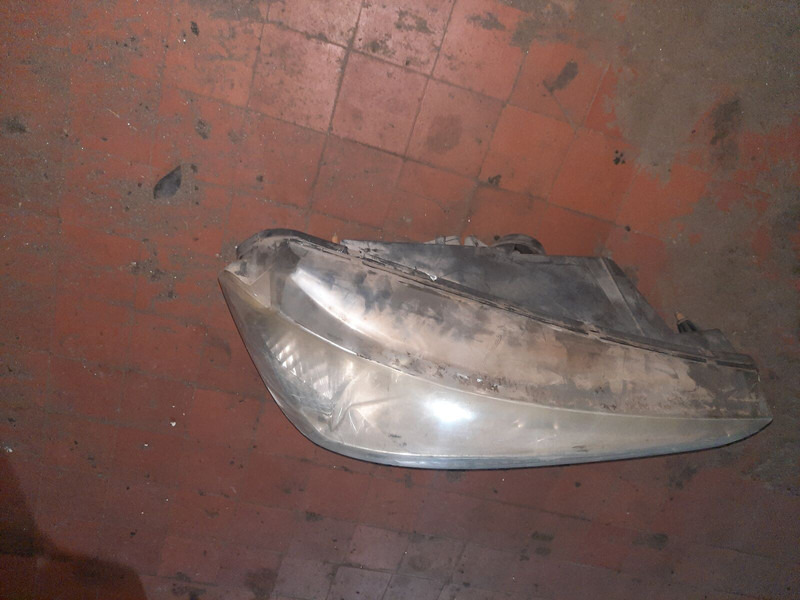 Scania Иризар Volvo. Ман. Мерседес - Προβολέας: φωτογραφία 5 Scania Иризар Volvo. Ман. Мерседес - Προβολέας: φωτογραφία 5