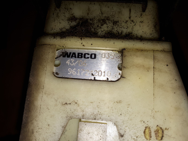 Scania Wabco 43/06 - Εξαρτήματα φρένων: φωτογραφία 4 Scania Wabco 43/06 - Εξαρτήματα φρένων: φωτογραφία 4