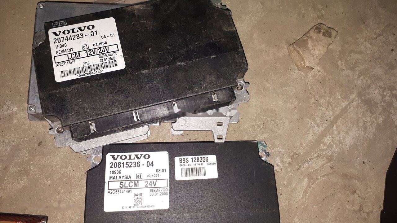 Volvo 20815236-P04. 70327101. 2054900 . 20744283-01. 3192577. 20815236 Volvo - Ηλεκτρονική μονάδα ελέγχου για Λεωφορείο: φωτογραφία 4 Volvo 20815236-P04. 70327101. 2054900 . 20744283-01. 3192577. 20815236 Volvo - Ηλεκτρονική μονάδα ελέγχου για Λεωφορείο: φωτογραφία 4