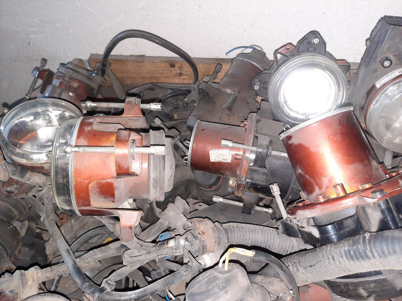 Προβολέας Volvo Скания омни линк: φωτογραφία 10