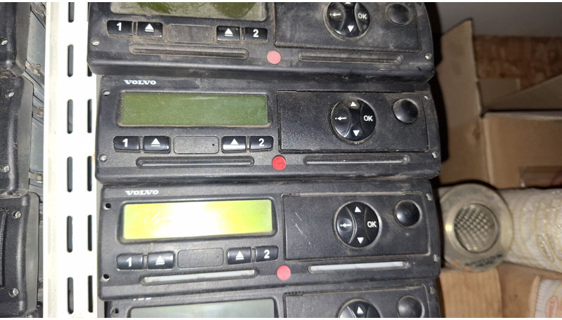 Volvo Video system x-dmr 8 R8 Compact RJ45 - Ηλεκτρικό σύστημα: φωτογραφία 2 Volvo Video system x-dmr 8 R8 Compact RJ45 - Ηλεκτρικό σύστημα: φωτογραφία 2