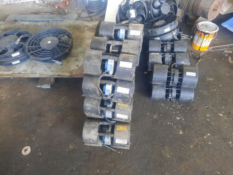 Volvo масляный мотор вентилятора SAUER DANFOSS C19.2L00888\174 - Ανεμιστήρας: φωτογραφία 5 Volvo масляный мотор вентилятора SAUER DANFOSS C19.2L00888\174 - Ανεμιστήρας: φωτογραφία 5