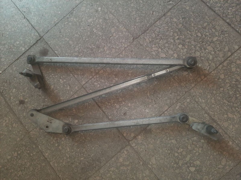 Volvo - Υαλοκαθαριστήρας: φωτογραφία 3 Volvo - Υαλοκαθαριστήρας: φωτογραφία 3