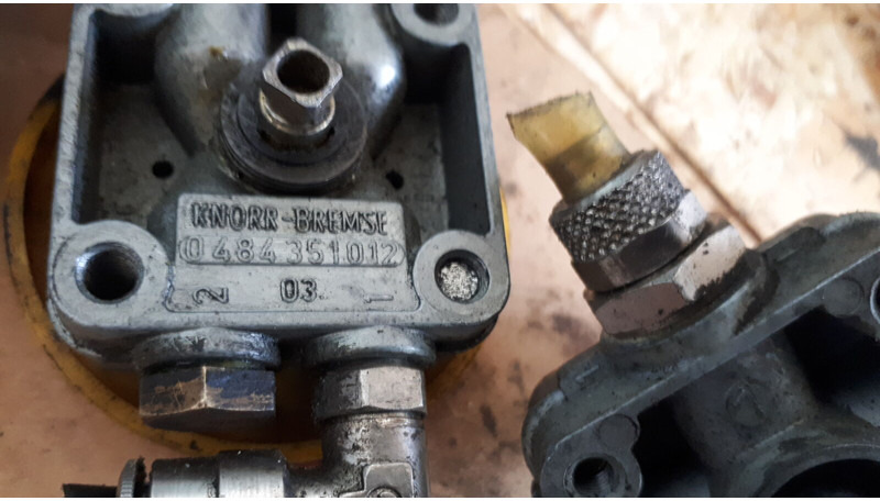 Wabco Volvo - Ανταλλακτικό: φωτογραφία 5 Wabco Volvo - Ανταλλακτικό: φωτογραφία 5