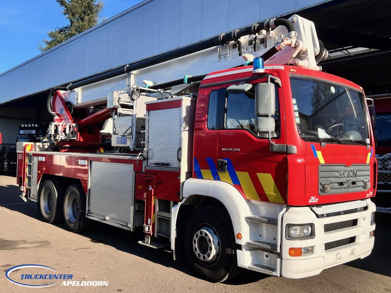 MAN TGA 26.350 Magirus ALP 320L = 32 meter, Waterpomp, 6x4, Bladgeveerd - Πυροσβεστικό όχημα: φωτογραφία 3 MAN TGA 26.350 Magirus ALP 320L = 32 meter, Waterpomp, 6x4, Bladgeveerd - Πυροσβεστικό όχημα: φωτογραφία 3