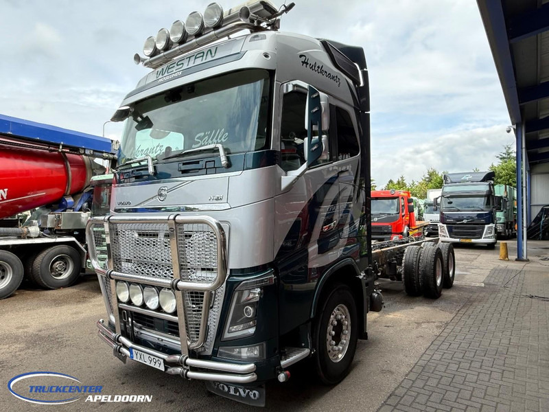 Volvo FH 750 6x4, Steel - Air, Globetrotter XL - Φορτηγό σασί: φωτογραφία 2 Volvo FH 750 6x4, Steel - Air, Globetrotter XL - Φορτηγό σασί: φωτογραφία 2