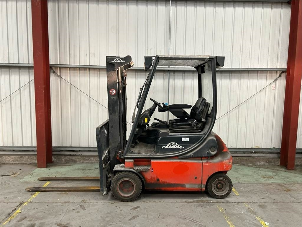 Linde E18P-02 - Ηλεκτροκίνητο περονοφόρο: φωτογραφία 1 Linde E18P-02 - Ηλεκτροκίνητο περονοφόρο: φωτογραφία 1