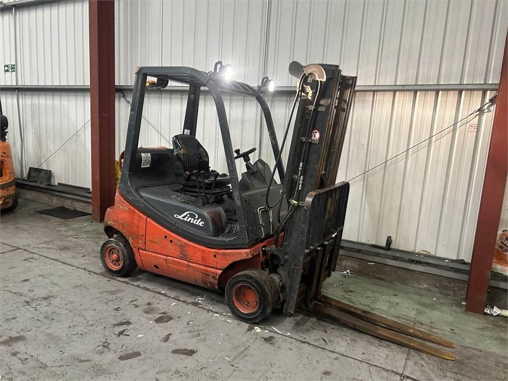 Linde H20T-03 - Υγραεριοκίνητο περονοφόρο: φωτογραφία 4 Linde H20T-03 - Υγραεριοκίνητο περονοφόρο: φωτογραφία 4