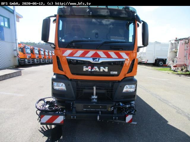 MAN TGS 18.400 4X2 BL Bucher OF 8000 RS Drehjet beid - Σάρωθρο δρόμων: φωτογραφία 2 MAN TGS 18.400 4X2 BL Bucher OF 8000 RS Drehjet beid - Σάρωθρο δρόμων: φωτογραφία 2