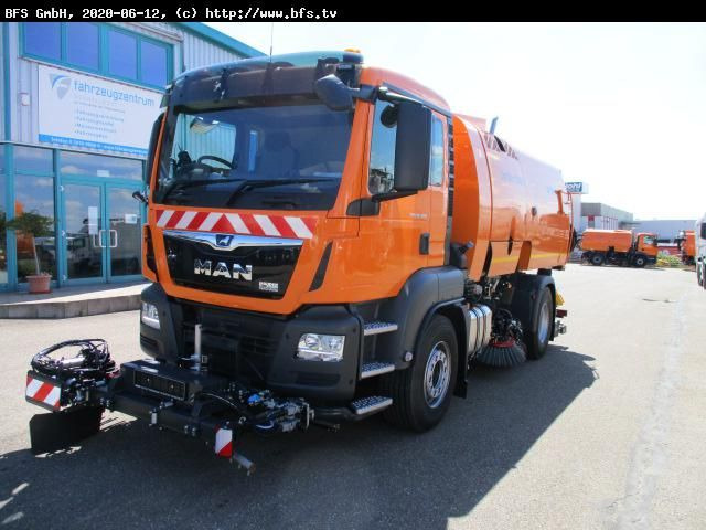 MAN TGS 18.400 4X2 BL Bucher OF 8000 RS Drehjet beid - Σάρωθρο δρόμων: φωτογραφία 1 MAN TGS 18.400 4X2 BL Bucher OF 8000 RS Drehjet beid - Σάρωθρο δρόμων: φωτογραφία 1