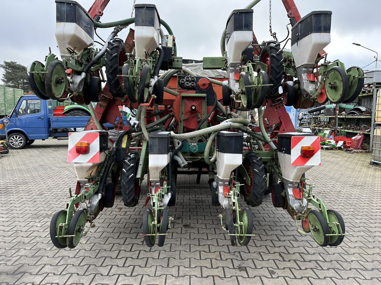 Nodet - Σπαρτική μηχανή ακριβείας: φωτογραφία 3 Nodet - Σπαρτική μηχανή ακριβείας: φωτογραφία 3