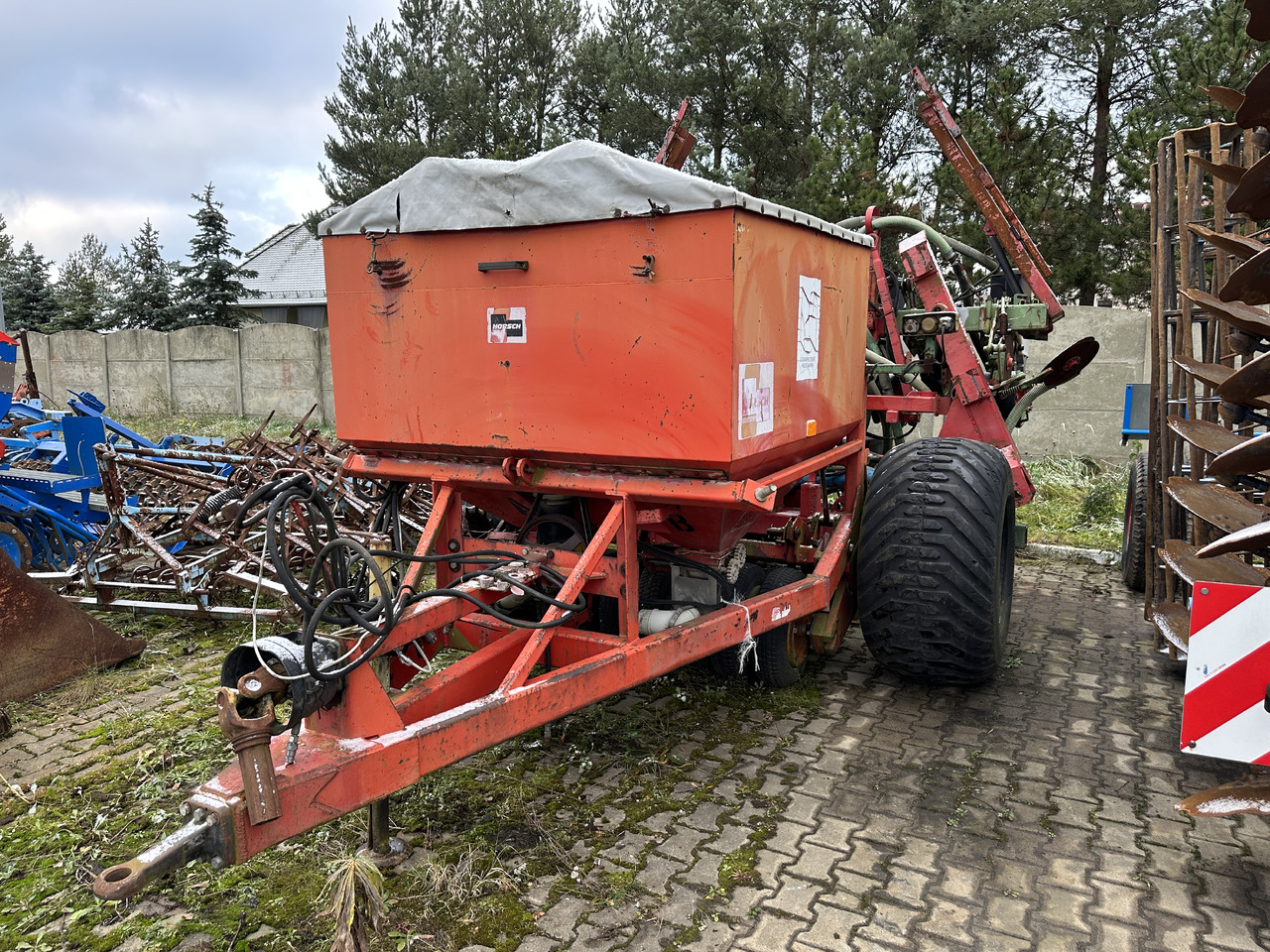 Nodet - Σπαρτική μηχανή ακριβείας: φωτογραφία 4 Nodet - Σπαρτική μηχανή ακριβείας: φωτογραφία 4