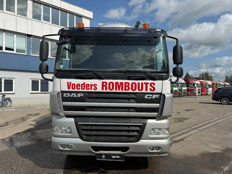 DAF CF 85.360 8X2 EURO 5 + TANK 32.700 LITER - LAMBRECHT - Φορτηγό βυτιοφόρο: φωτογραφία 2 DAF CF 85.360 8X2 EURO 5 + TANK 32.700 LITER - LAMBRECHT - Φορτηγό βυτιοφόρο: φωτογραφία 2