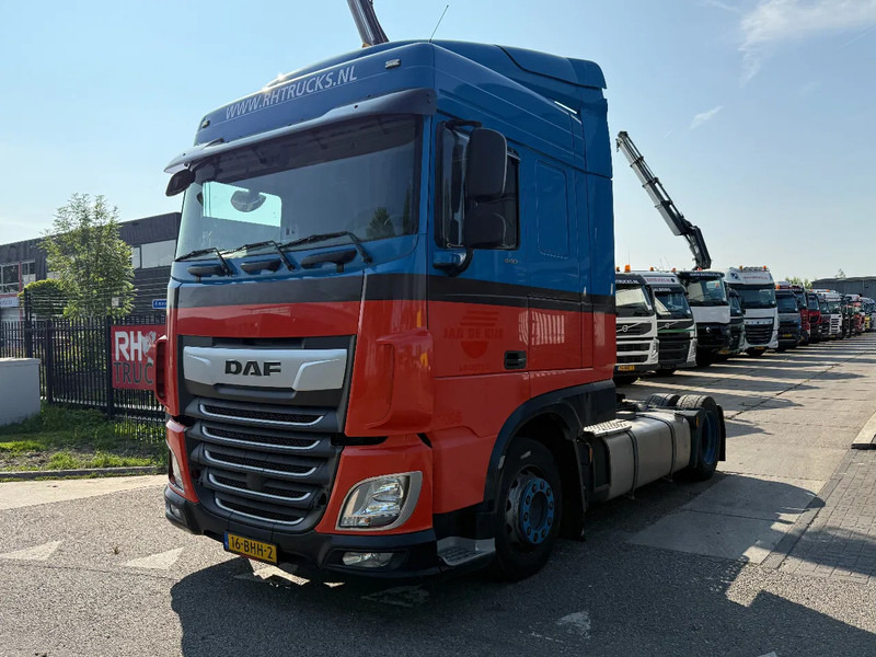 DAF XF 440 4X2 ENGINE RUNNING BUT TICKING! - Τράκτορας: φωτογραφία 1 DAF XF 440 4X2 ENGINE RUNNING BUT TICKING! - Τράκτορας: φωτογραφία 1